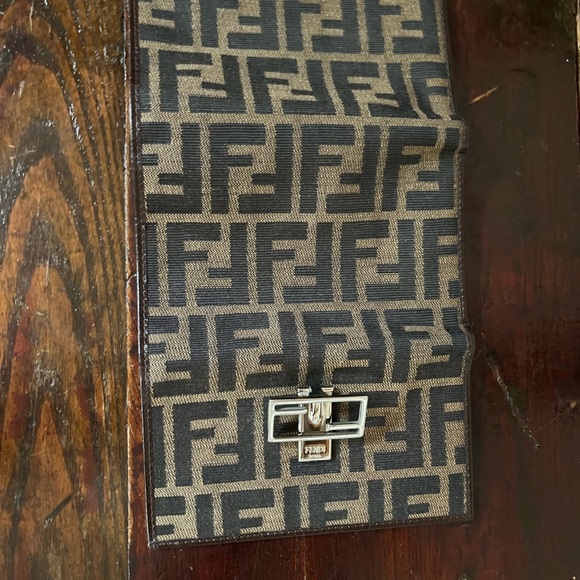 Authentic Fendi Trifold Wallet in Zucca Canvas and Leather Great Condition! - Picture 11 of 15